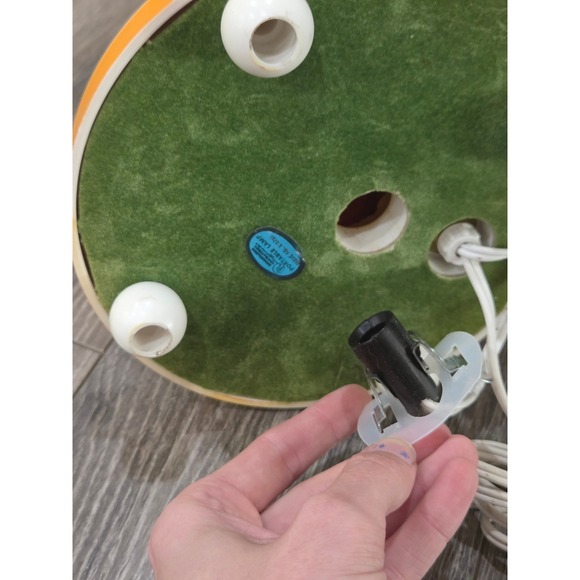 Vintage Winnie the Pooh Lamp Kids Room Nursery Decor Cute Honey Pot 1980 - Picture 12 of 12